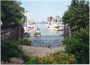 [picture of welland canal]