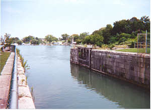 [picture of welland canal]
